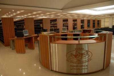 Nilüfer Akkılıç Kütüphanesi