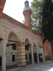 Umurbey Camii ve Türbesi